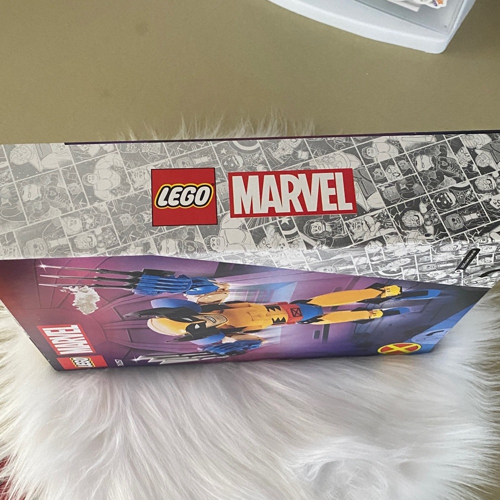 New in box marvel wolverine Lego set - Picture 3 of 7